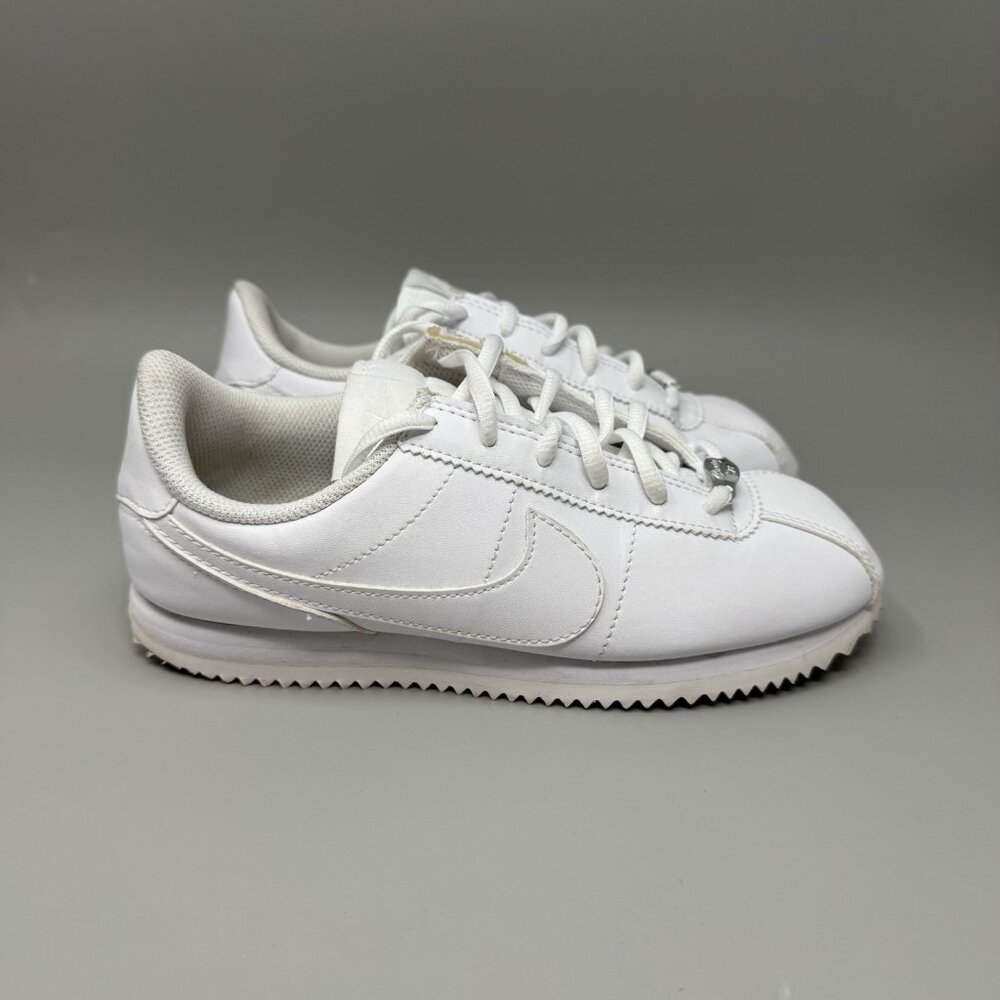 Nike Cortez Womens Size 6 (4.5Y) Shoes Sneakers Triple White 904764 100